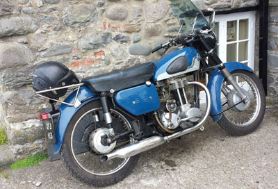 AJS